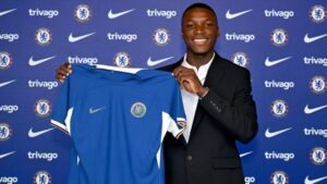 moises caicedo gia nhập chelsea