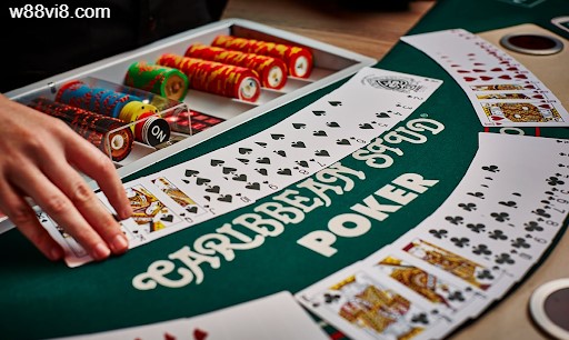 Cách chơi game bài Caribbean Stud Poker không quá phức tạp